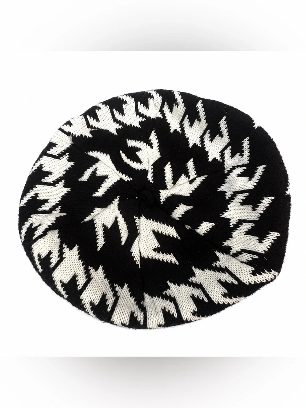 Black & White Houndstooth Knit Beret